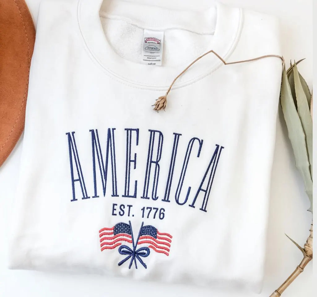 Floral American Flag Embroidered Comfort Colors Crewneck Sweatshirt, Vintage Inspired 4th of July Summer (Copy)