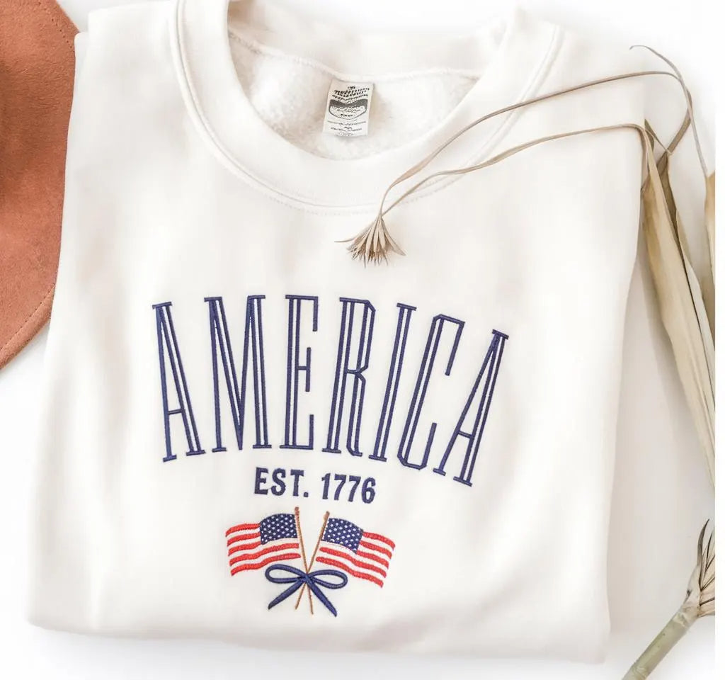 Floral American Flag Embroidered Comfort Colors Crewneck Sweatshirt, Vintage Inspired 4th of July Summer (Copy)