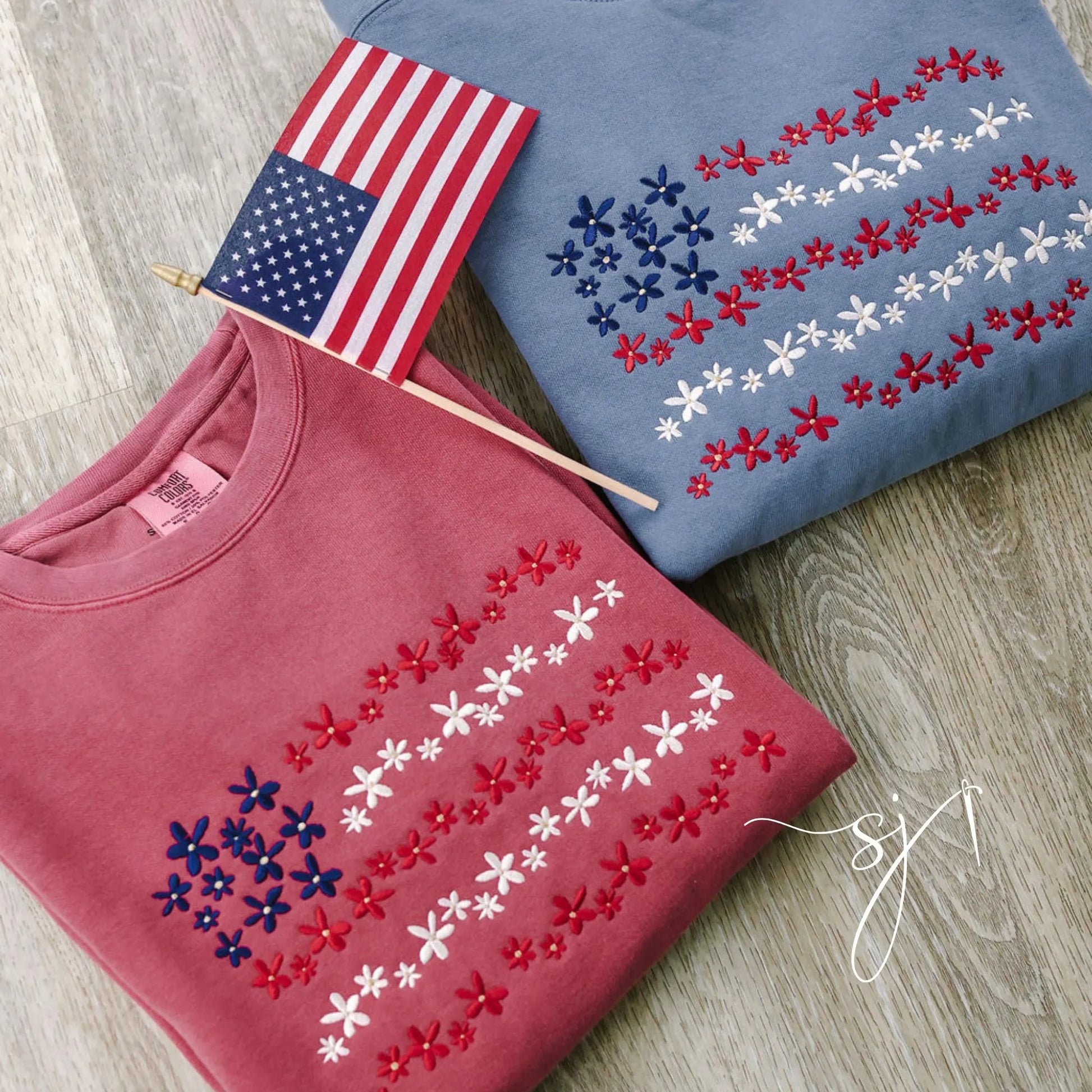 Floral American Flag Embroidered Comfort Colors Crewneck Sweatshirt, Vintage Inspired 4th of July Summer